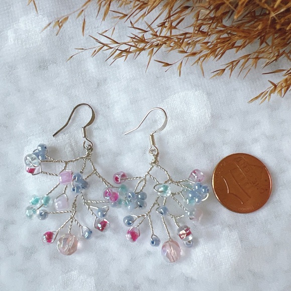 Seed Beads Twist Wire Silver Earrings - Picture 2 of 5